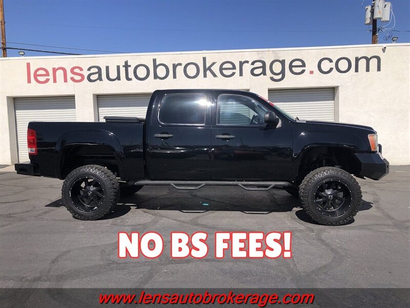 2008 GMC Sierra 1500 Crew Cab  *Lifted 4x4 & 91K Miles!*