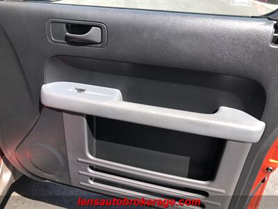 2004 Honda Element EX  5 Speed Manual Trans AWD - Photo 17 - Tucson, AZ 85705