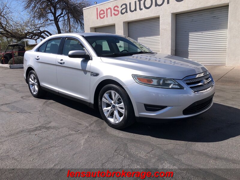 2010 Ford Taurus SEL  **CARFAX 1 OWNER**