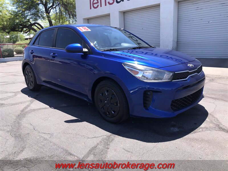 2018 Kia Rio 5-Door S  