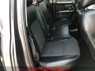 2017 RAM 1500 Night Edition  Quad Cab HEMI! - Photo 18 - Tucson, AZ 85705