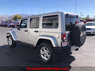 2011 Jeep Wrangler Sahara  **HARD TOP SAHARA & Only 64k Miles! - Photo 6 - Tucson, AZ 85705