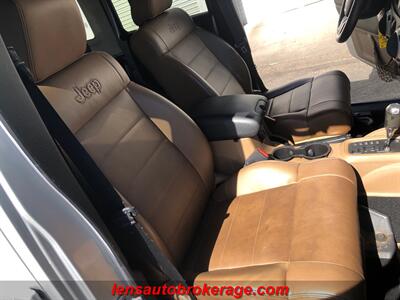 2011 Jeep Wrangler Sahara  **HARD TOP SAHARA & Only 64k Miles! - Photo 22 - Tucson, AZ 85705