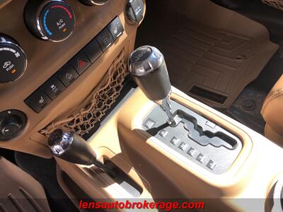 2011 Jeep Wrangler Sahara  **HARD TOP SAHARA & Only 64k Miles! - Photo 14 - Tucson, AZ 85705