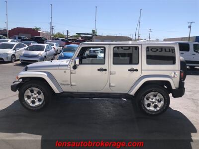 2011 Jeep Wrangler Sahara  **HARD TOP SAHARA & Only 64k Miles! - Photo 5 - Tucson, AZ 85705