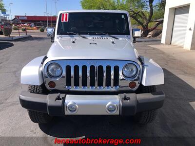 2011 Jeep Wrangler Sahara  **HARD TOP SAHARA & Only 64k Miles! - Photo 3 - Tucson, AZ 85705