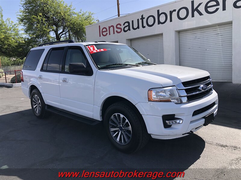 2017 Ford Expedition XLT  *Clean Loaded 4x4 & 3rd Row Equipped!