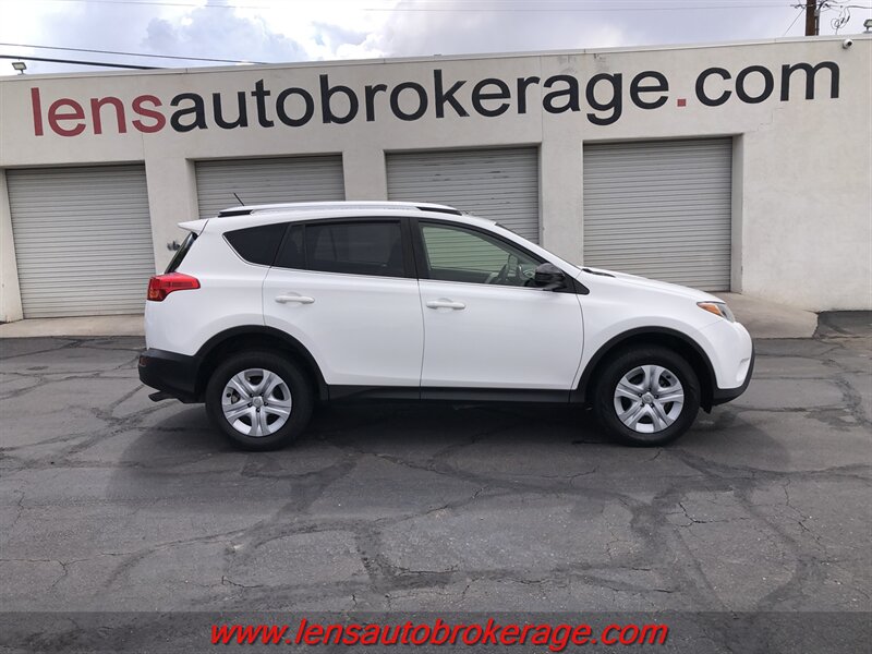 2015 Toyota RAV4 LE  **CARFAX 1 OWNER**