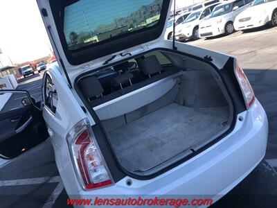 2014 Toyota Prius Two  **CARFAX 1 OWNER FUEL SAVER** - Photo 18 - Tucson, AZ 85705