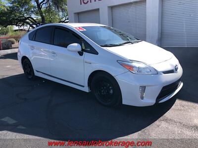 2014 Toyota Prius Two  **CARFAX 1 OWNER FUEL SAVER** - Photo 2 - Tucson, AZ 85705