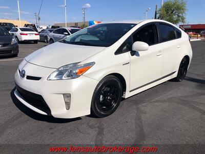 2014 Toyota Prius Two  **CARFAX 1 OWNER FUEL SAVER** - Photo 4 - Tucson, AZ 85705