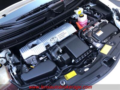 2014 Toyota Prius Two  **CARFAX 1 OWNER FUEL SAVER** - Photo 24 - Tucson, AZ 85705