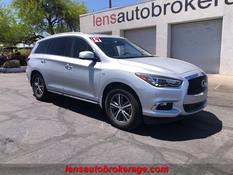 2019 INFINITI QX60 Luxe  *ONLY 58k!*
