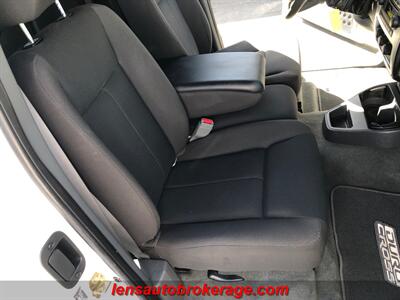 2006 Mitsubishi Raider Duro Cross V8  **CARFAX 1 OWNER **85k Miles! - Photo 20 - Tucson, AZ 85705