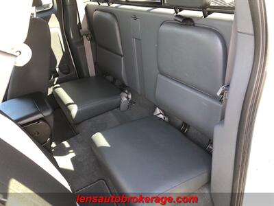 2006 Mitsubishi Raider Duro Cross V8  **CARFAX 1 OWNER **85k Miles! - Photo 15 - Tucson, AZ 85705